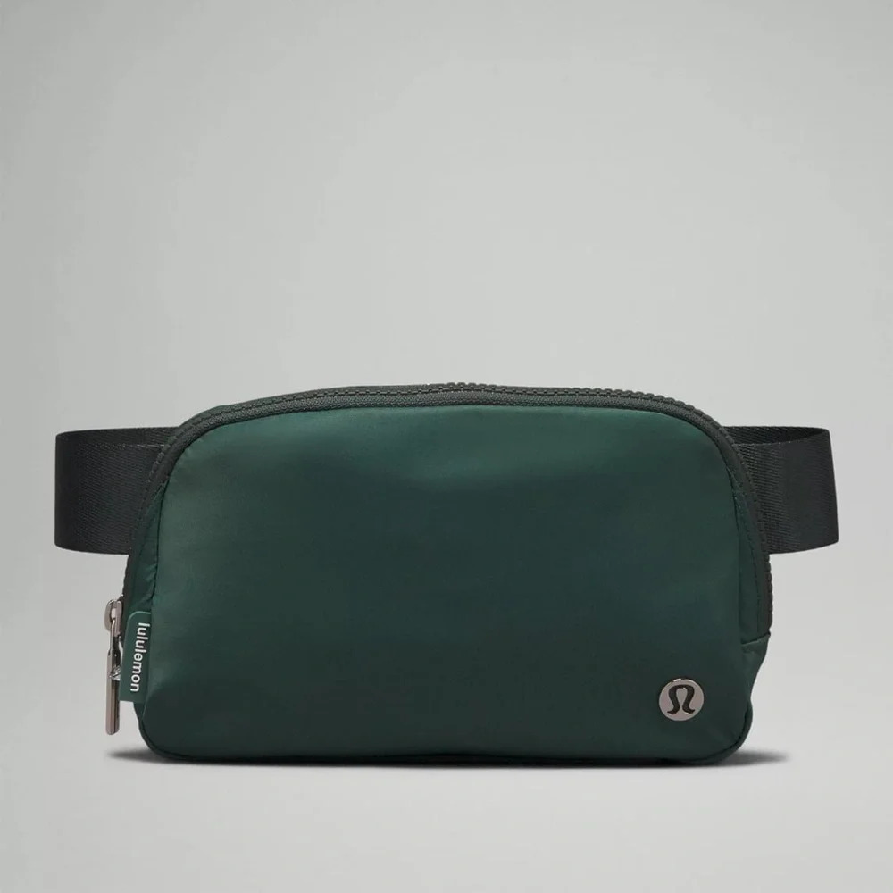 🆕 Luluemon Everywhere Belt Bag Medium Forest Dark Forest